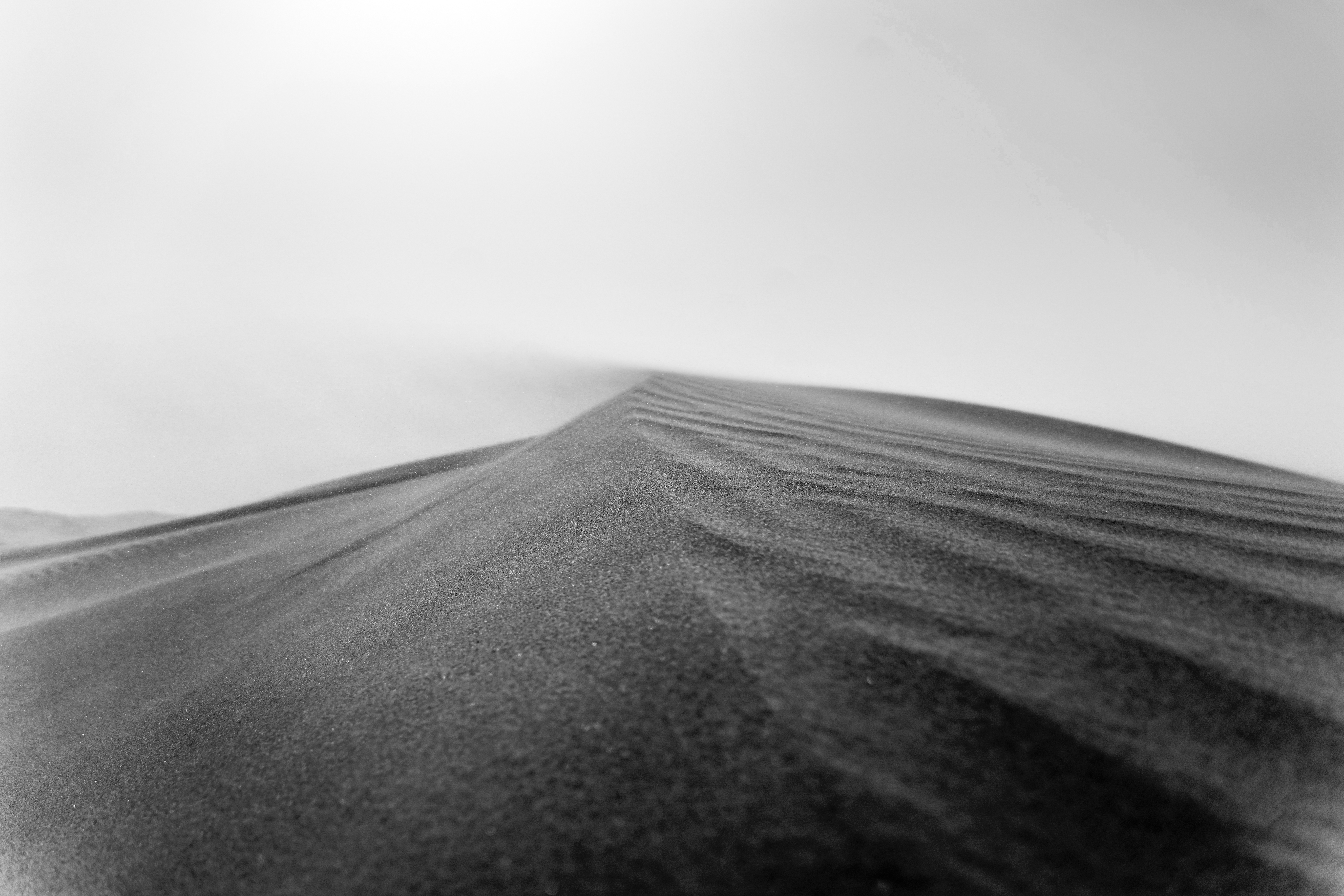 Dramatic desert landscape — capturing moments